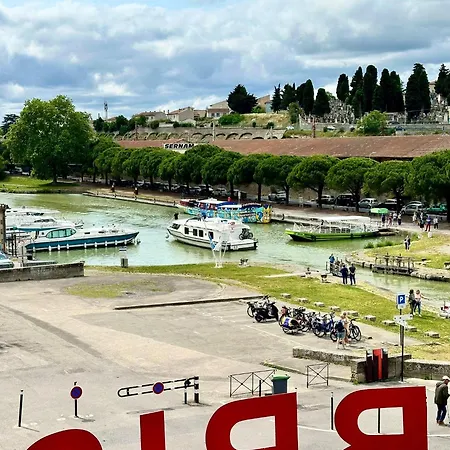 Daire Le Bristol - Canal & Chenier, Proche Gare