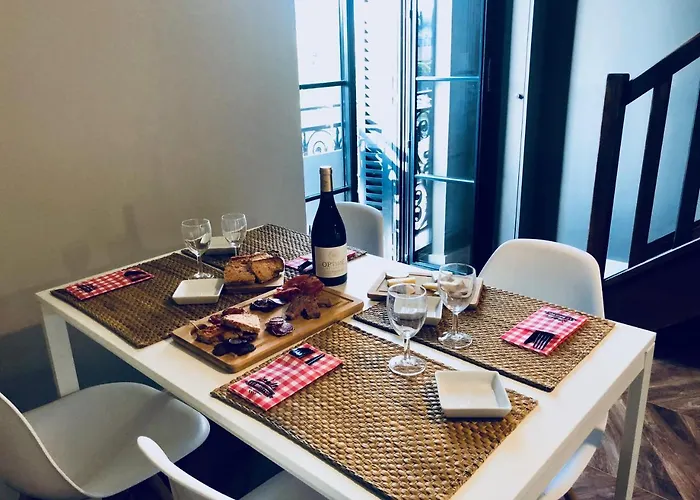 Apartamento Le Bristol - Gites Canal & Chenier, Proche Gare Carcassonne